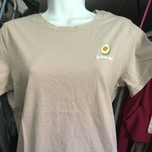 *clearance* NWT Old Navy avocado tee M